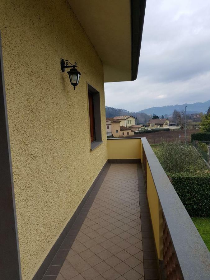 Villa Lorenzo Primo Piano Camaiore Bagian luar foto