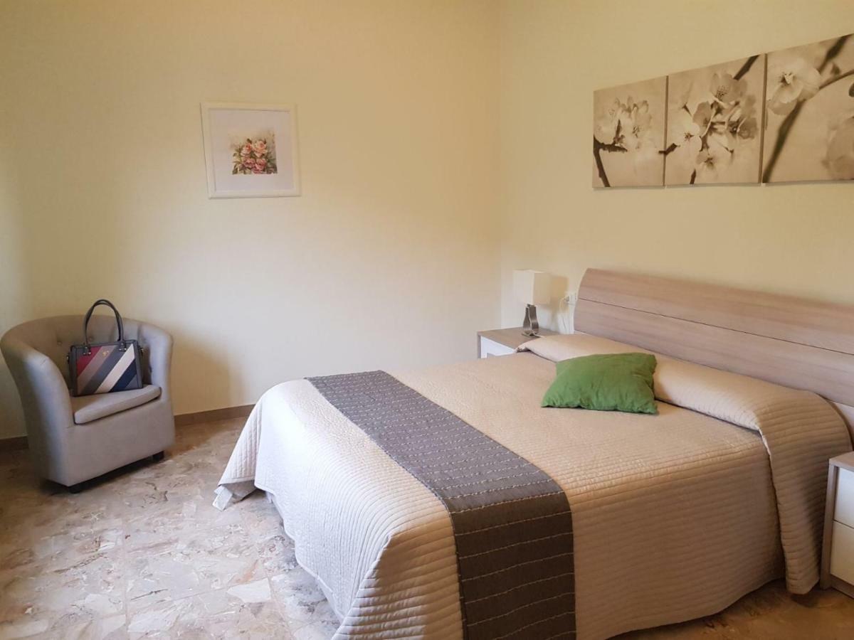 Villa Lorenzo Primo Piano Camaiore Bagian luar foto